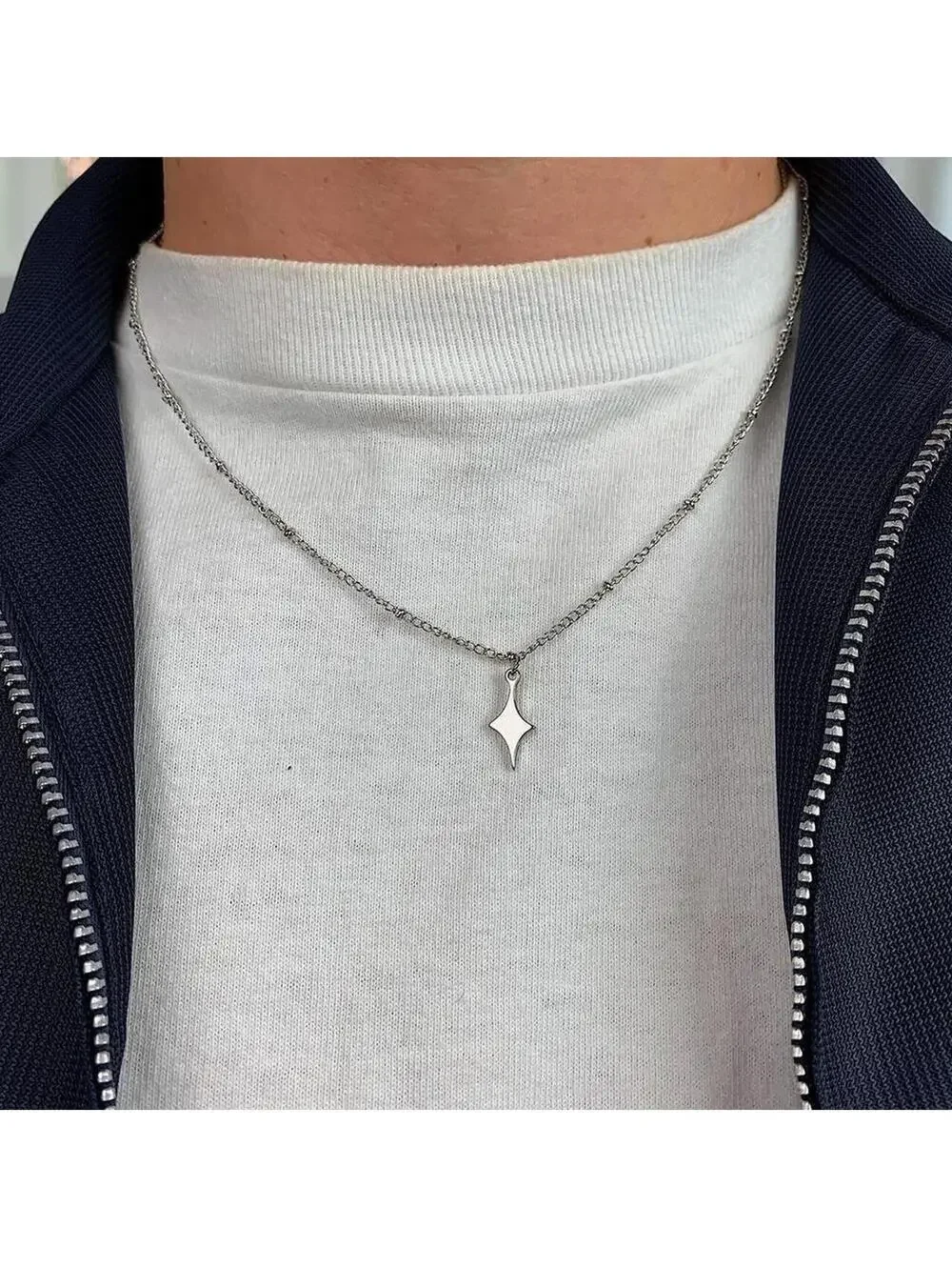 Cyber Y2k grunge silver star opium necklace. Cool simple design. Chain is